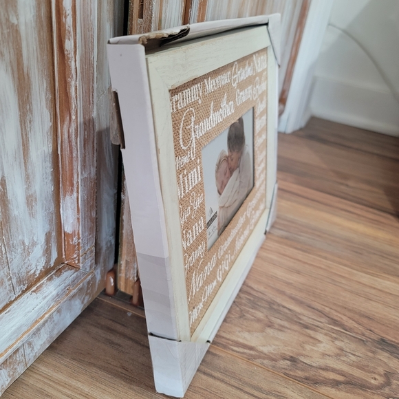 NWT Picture Frame - Picture 2 of 6